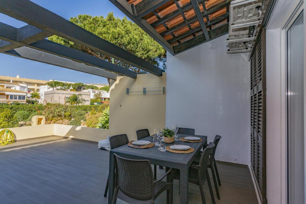 Vilar Do Jardim - Terrace And Pool - Vilamoura クアルテイラ エクステリア 写真