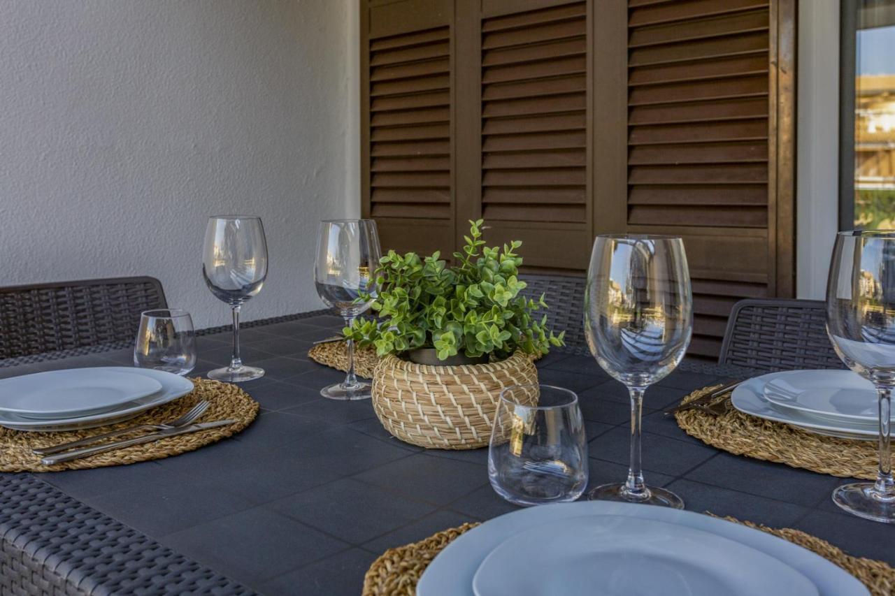 Vilar Do Jardim - Terrace And Pool - Vilamoura クアルテイラ エクステリア 写真